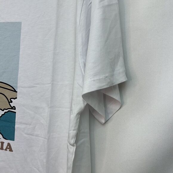 Charlie Holiday white Big Sur Oversized Boyfriend tee size xs size 2 NWT - Picture 10 of 14